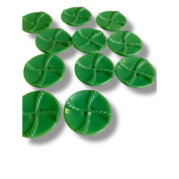 Lot of 11 Green Midcentury Buttons Acrylic Rope Design 1" (27mm) - Picture 4 of 7